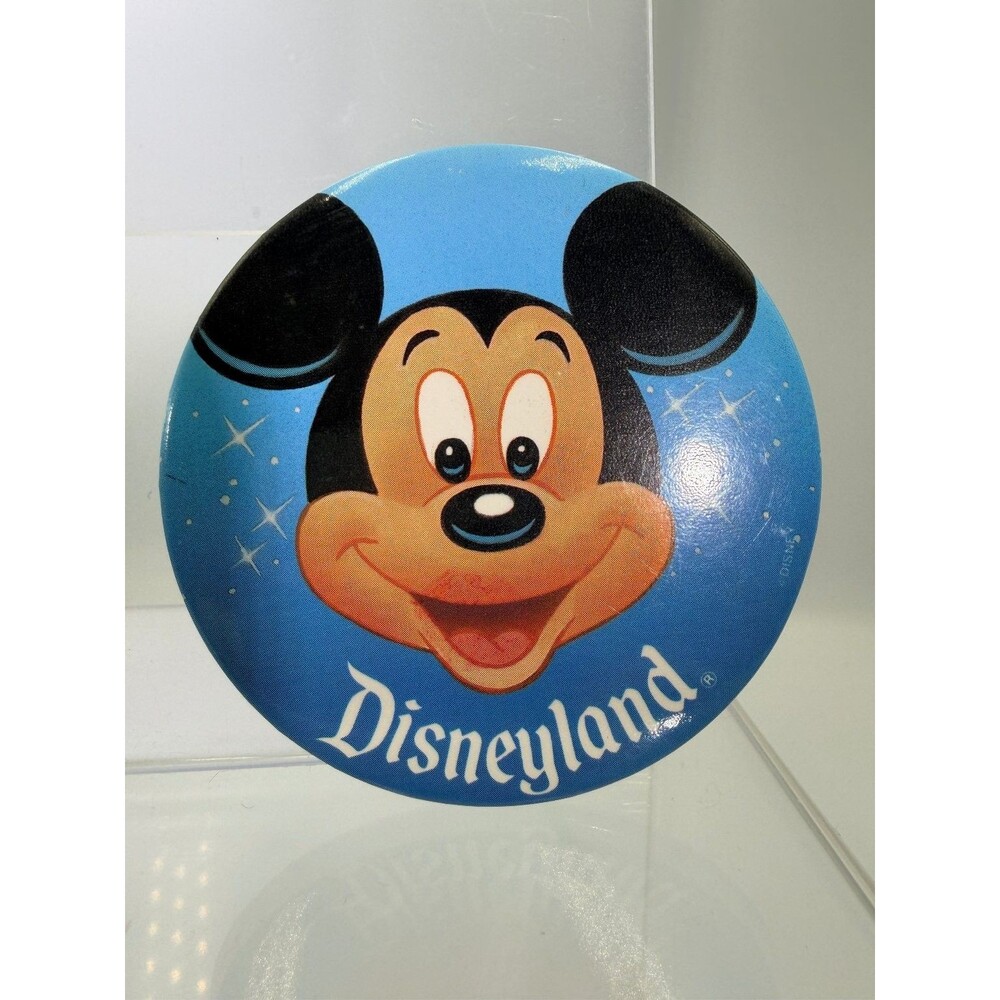 Vintage Disney Disneyland Mickey Mouse Pinback Button Badge Classic Blue Sky